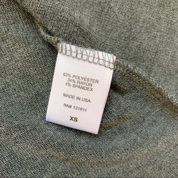 LNA Women's Strappy Sweater V-neck Long Sleeve Fuzzy Soft Charcoal Grey Size XS - Picture 9 of 13